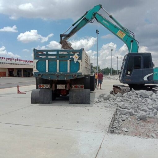 ทุบตึกรื้อถอนฟรีราคาถูก (93) ทุบตึกรื้อถอนฟรีราคาถูก (93)